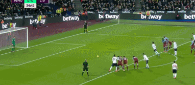 姆巴佩左腿肌肉不适缺席欧冠对阵曼城