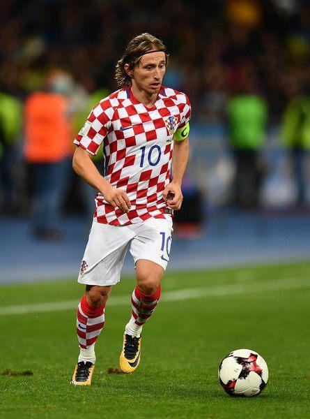 英超-曼联3-0西汉姆联：超过利物浦的机会来了｜前瞻