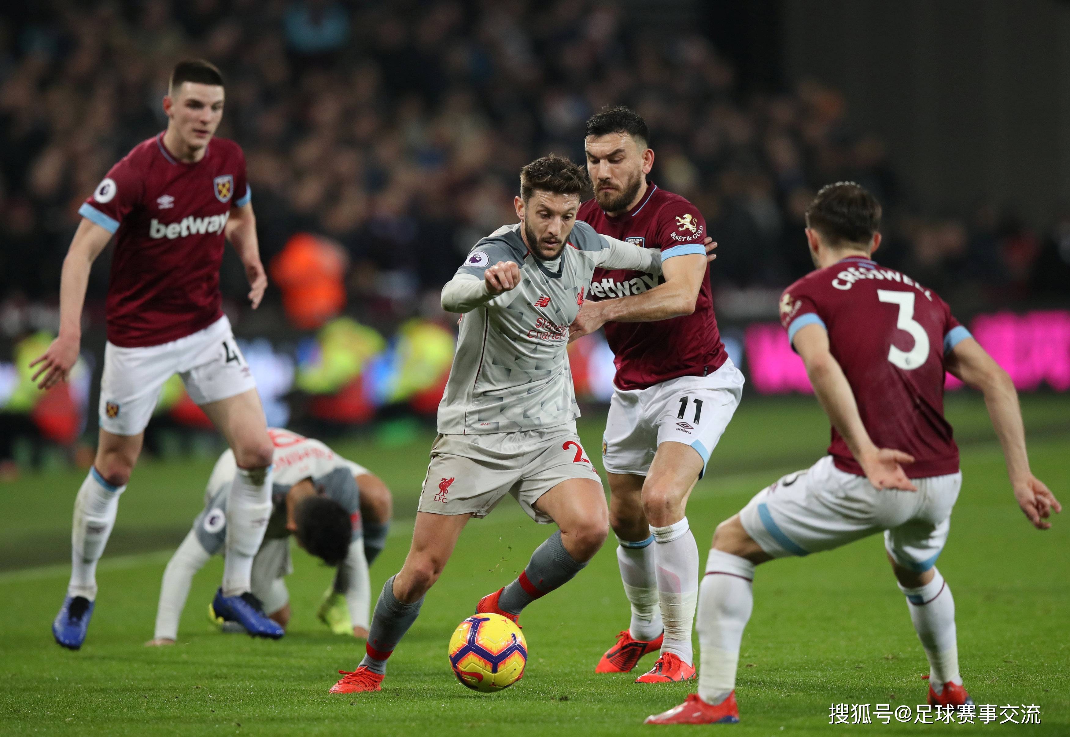 英超曼城与切尔西积分榜竞争激烈