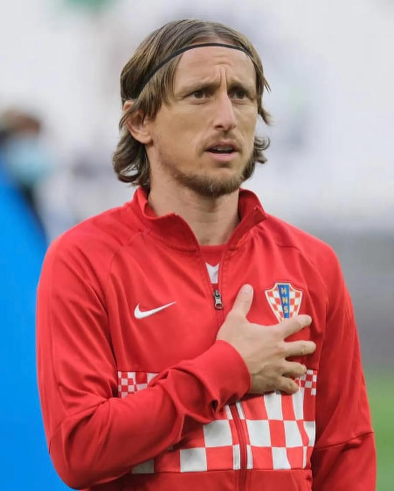 篮球CBA球队教练轮换策略调整